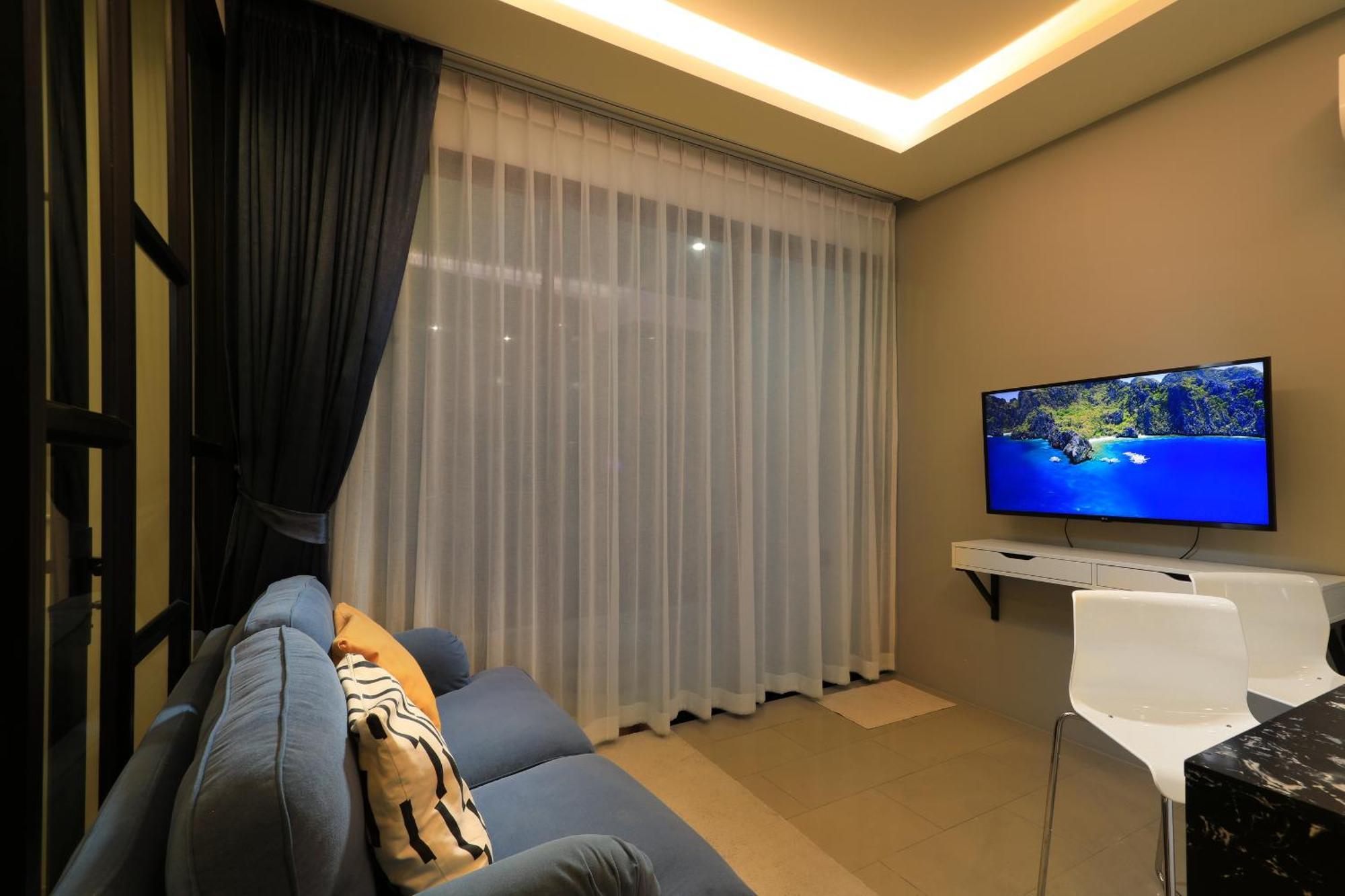 The Sea View Room In Palmyrah Surin By Holy Cow Exterior photo