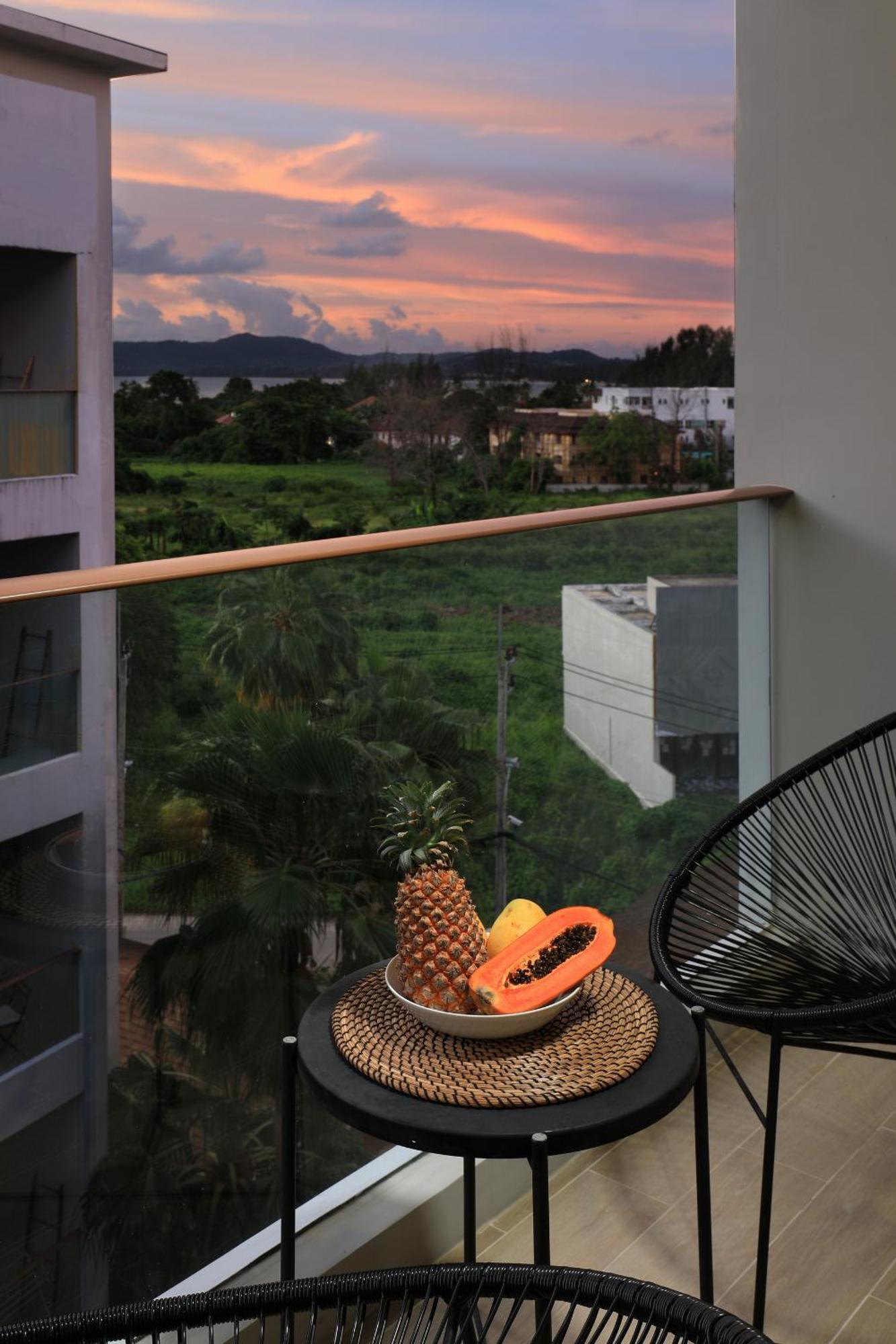 The Sea View Room In Palmyrah Surin By Holy Cow Exterior photo