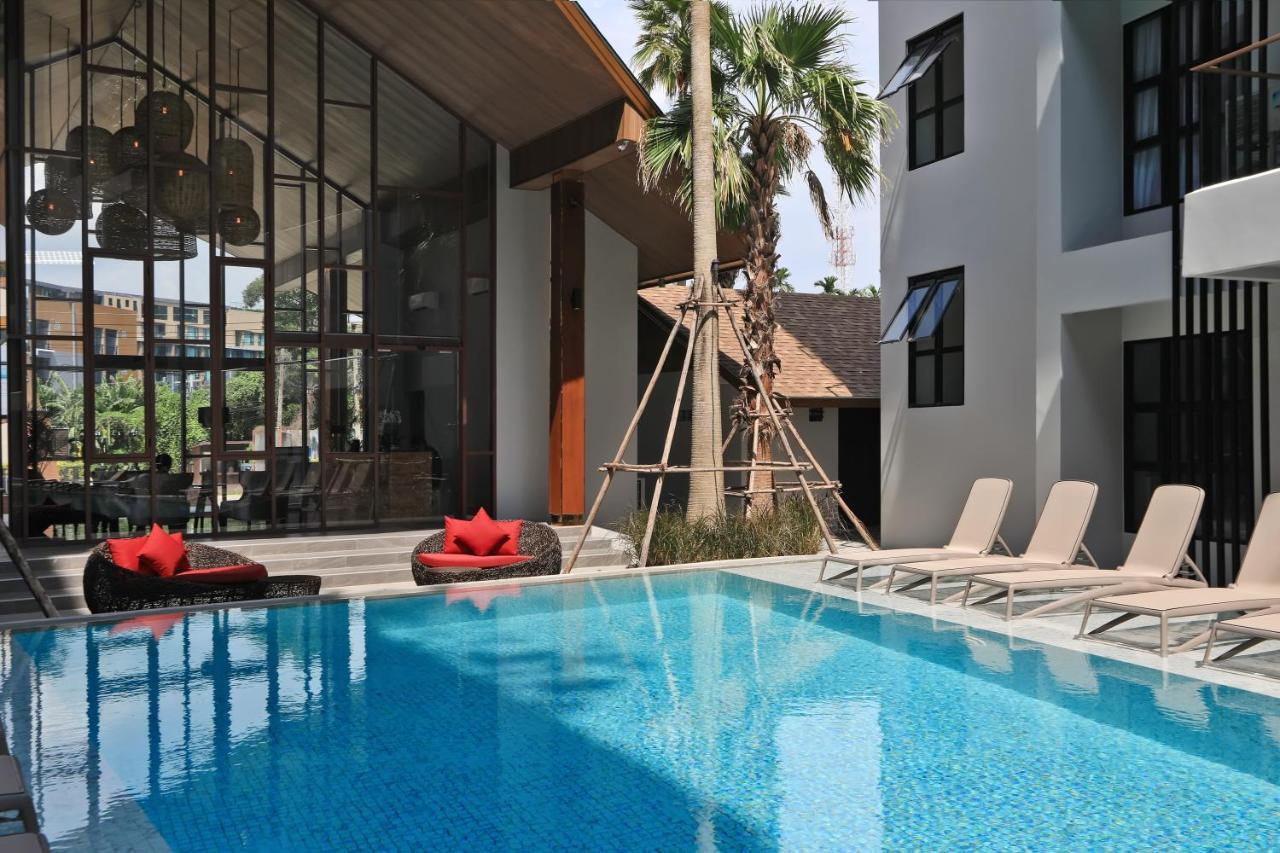 The Sea View Room In Palmyrah Surin By Holy Cow Exterior photo